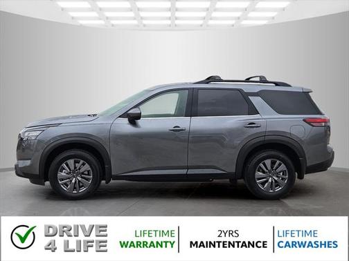 2025 Nissan Pathfinder SV FWD