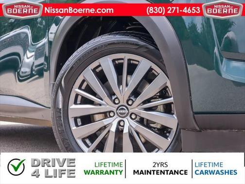 2024 Nissan Pathfinder SL FWD