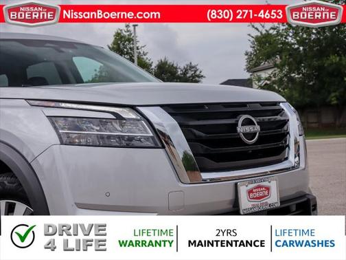 2023 Nissan Pathfinder SL FWD