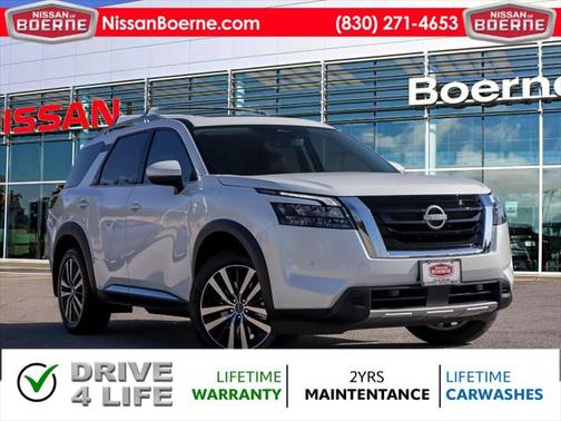 2025 Nissan Pathfinder Platinum FWD