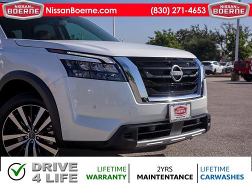 2025 Nissan Pathfinder Platinum FWD