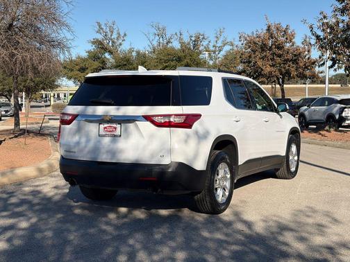 2018 Chevrolet Traverse LT Cloth