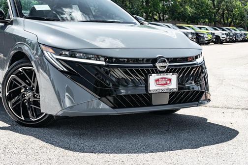 Atlantic Gray Metallic/Super Black 2026 Nissan Sentra SR