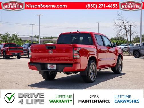 2025 Nissan Frontier SV