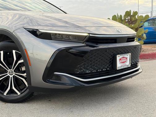 2023 Toyota Crown Limited