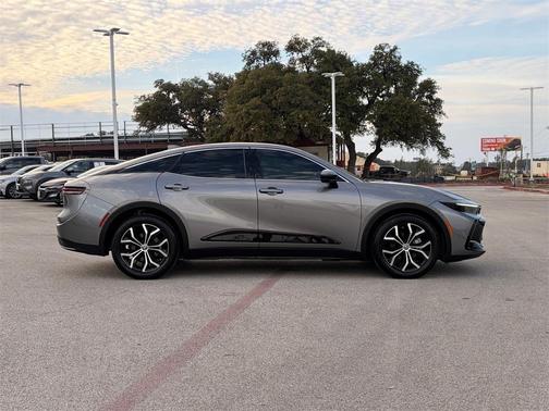 2023 Toyota Crown Limited