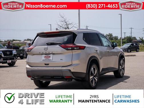 2025 Nissan Rogue SL