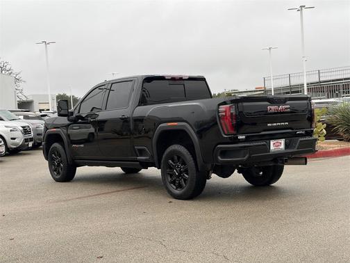 2024 GMC Sierra 2500 AT4