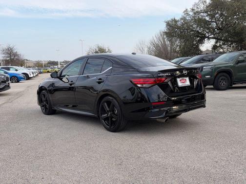 2025 Nissan Sentra SR