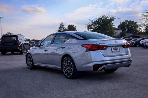 2023 Nissan Altima 2.5 SL
