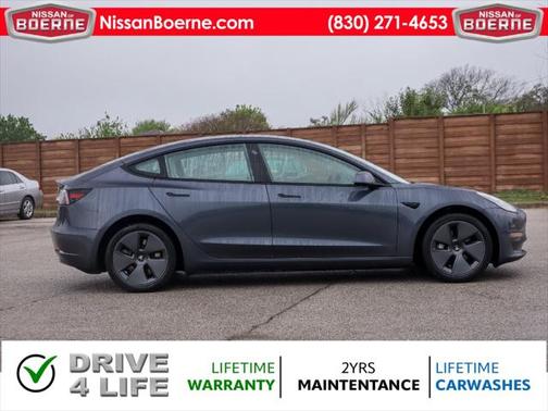 2022 Tesla Model 3 Standard Range
