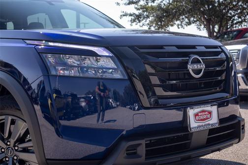 2025 Nissan Pathfinder SV FWD
