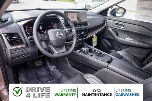 2025 Nissan Rogue Platinum
