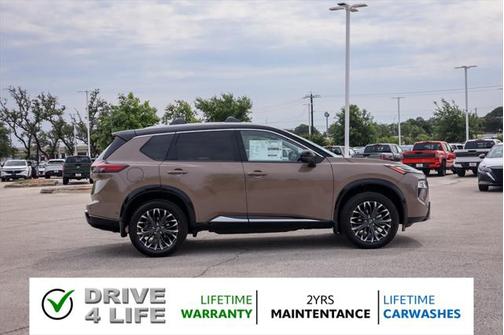 2025 Nissan Rogue Platinum