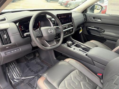 Gun Metallic 2026 Nissan Pathfinder Platinum