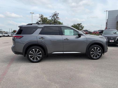 Gun Metallic 2026 Nissan Pathfinder Platinum
