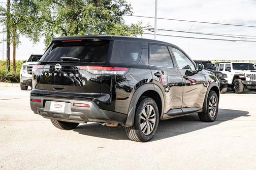 Super Black 2025 Nissan Pathfinder S FWD