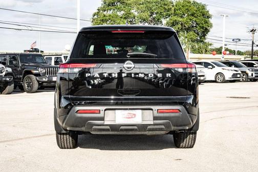 Super Black 2025 Nissan Pathfinder S FWD