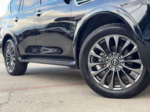 Super Black 2024 Nissan Armada Platinum 4WD