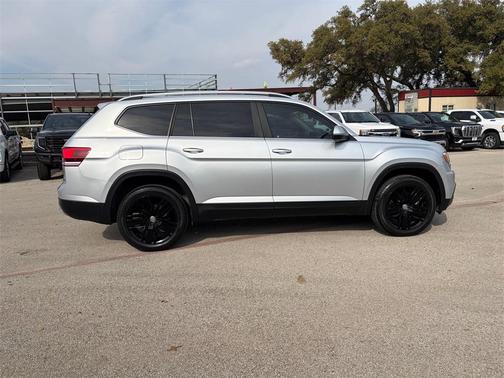 2019 Volkswagen Atlas 3.6L SE w/Technology