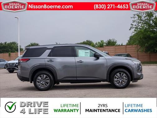 2025 Nissan Pathfinder S FWD