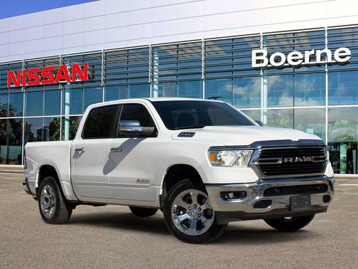 Bright White Clearcoat 2021 RAM 1500 Big Horn/Lone Star