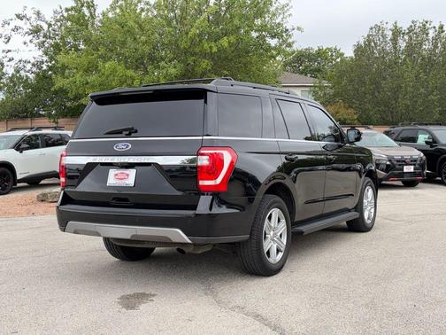 AGATE BLACK METALLIC 2019 Ford Expedition XLT