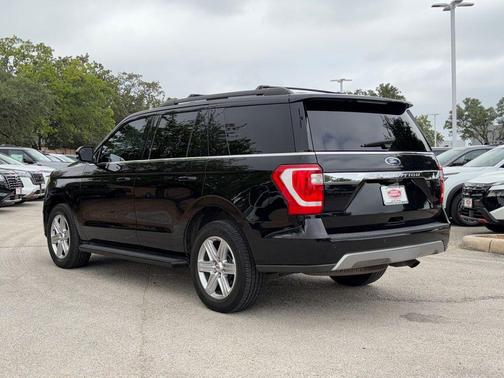 AGATE BLACK METALLIC 2019 Ford Expedition XLT