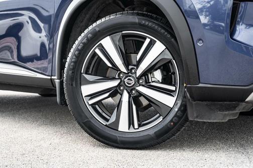 Caspian Blue Metallic 2021 Nissan Rogue Platinum