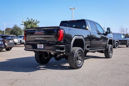 2024 GMC Sierra 2500 Denali