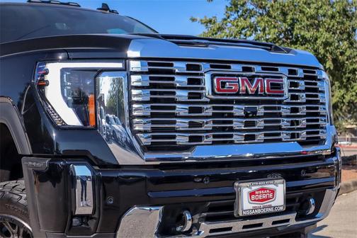 2024 GMC Sierra 2500 Denali