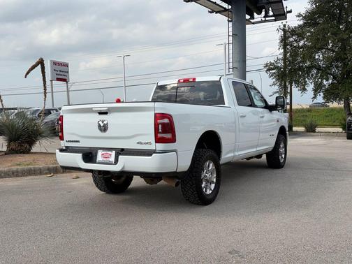 Bright White Clearcoat 2024 RAM 2500 Laramie Crew Cab 4x4 6'4' Box