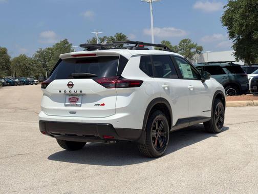 Everest White Pearl Tricoat 2026 Nissan Rogue Rock Creek