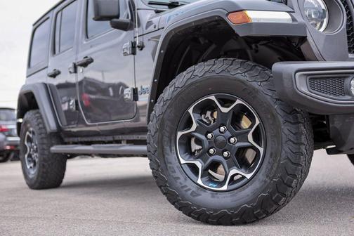 Granite Crystal Metallic Clearcoat 2023 Jeep Wrangler 4xe Rubicon