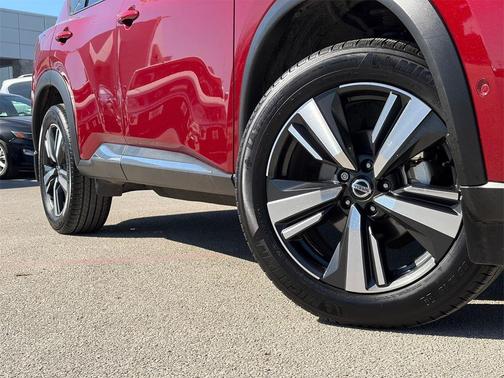 2021 Nissan Rogue Platinum