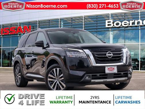 2022 Nissan Pathfinder Platinum 2WD