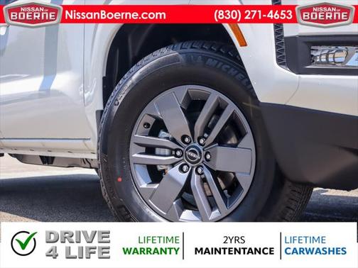 2025 Nissan Frontier SV