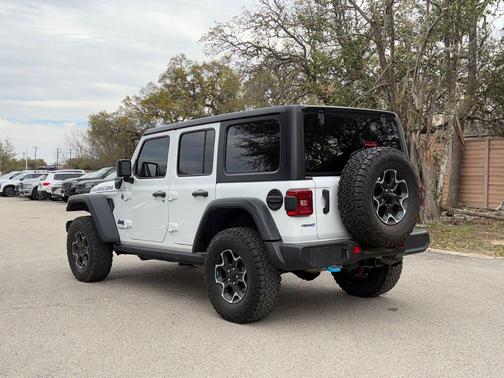 Bright White Clearcoat 2022 Jeep Wrangler Unlimited 4xe Rubicon