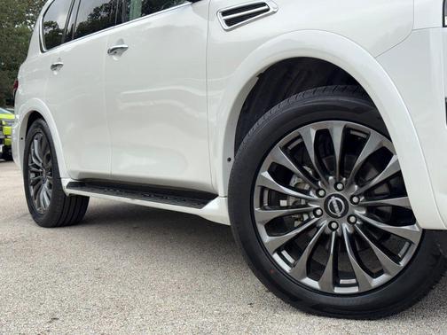 Aspen White Tricoat 2024 Nissan Armada Platinum 2WD