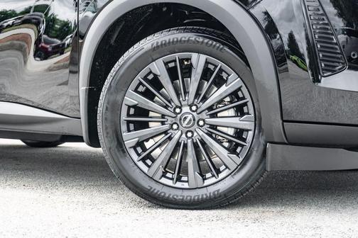 Super Black 2026 Nissan Pathfinder SL