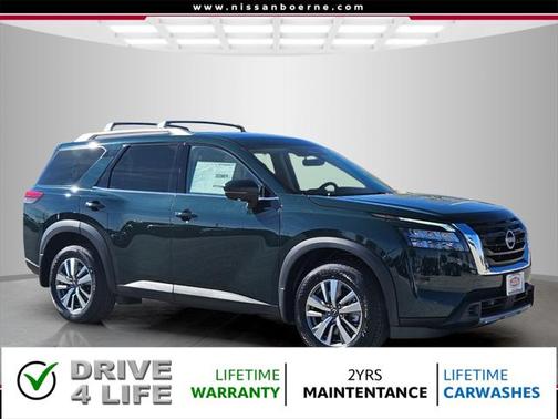 2025 Nissan Pathfinder SL FWD