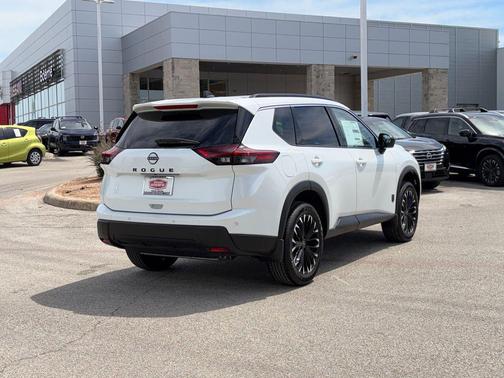 Everest White Pearl Tricoat 2026 Nissan Rogue Dark Armor