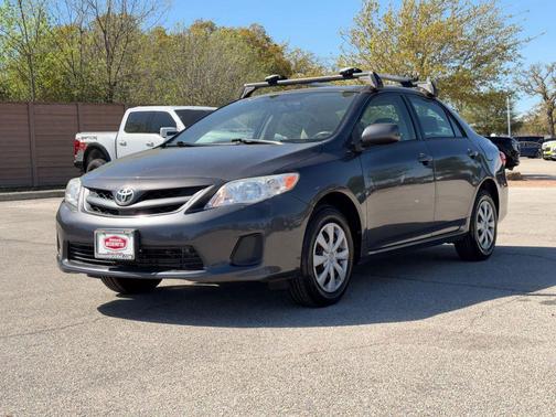 2011 Toyota Corolla LE