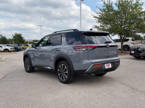 Gun Metallic 2026 Nissan Pathfinder Platinum