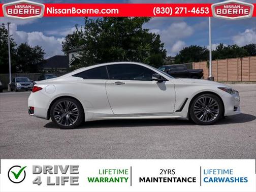 2022 INFINITI Q60 LUXE