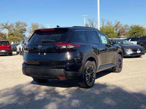 Super Black 2026 Nissan Rogue Dark Armor