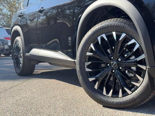 Super Black 2026 Nissan Rogue Dark Armor