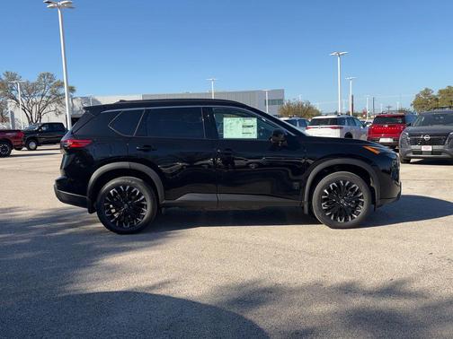 Super Black 2026 Nissan Rogue Dark Armor
