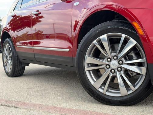 Infrared Tintcoat 2022 Cadillac XT5 Premium Luxury