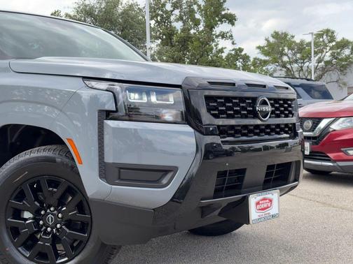 Boulder Gray Pearl 2026 Nissan Frontier SV